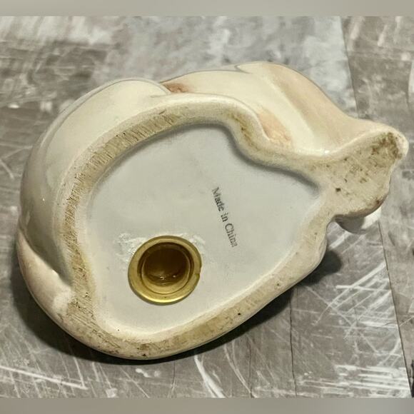 Sakura Christmas Cats Salt and Pepper Shakers Set Hand Painted Earthenware - Picture 9 of 10